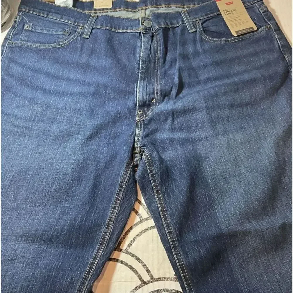 Levis Mens Jeans 541 Athletic Taper Size 42 x 30 Stretch Blue